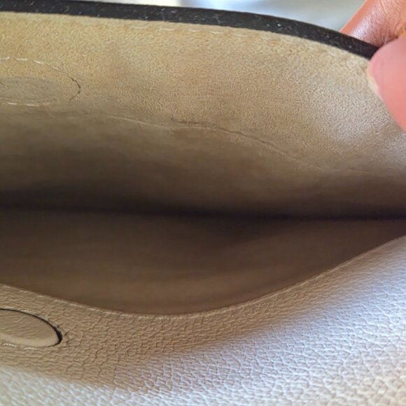 Brand New Never Used! Louis Vuitton On my Side MM - Picture 10 of 10